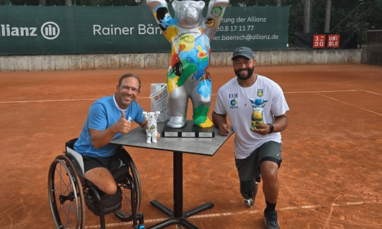 Daniel Rodrigues e Frederic Cattaneo comemoram título do WC 175 de Berlim. (Foto: Instagram/ fredericcattaneo2023)
