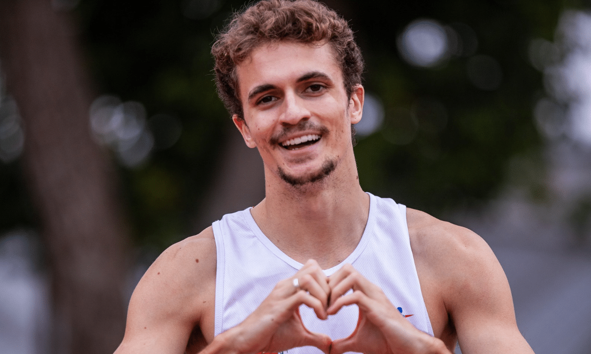Renan Gallina foi o atleta mais rápido nas semifinais dos 200 m rasos. (Foto: Gustavo Alves/CBAt)