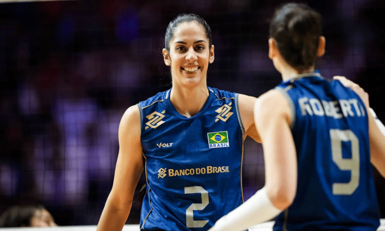 Diana Alecrim em quadra no jogo entre Brasil e Japão na VNL Feminina 2026