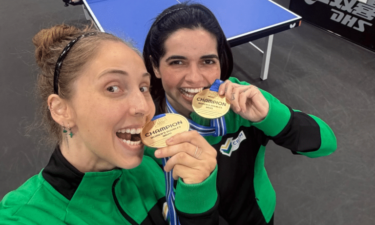 Bruna Alexandre e Danielle Rauen são campeãs da WD14-20 no ITTF World Para Elite Spokane (Foto: Reprodução / Instagram)