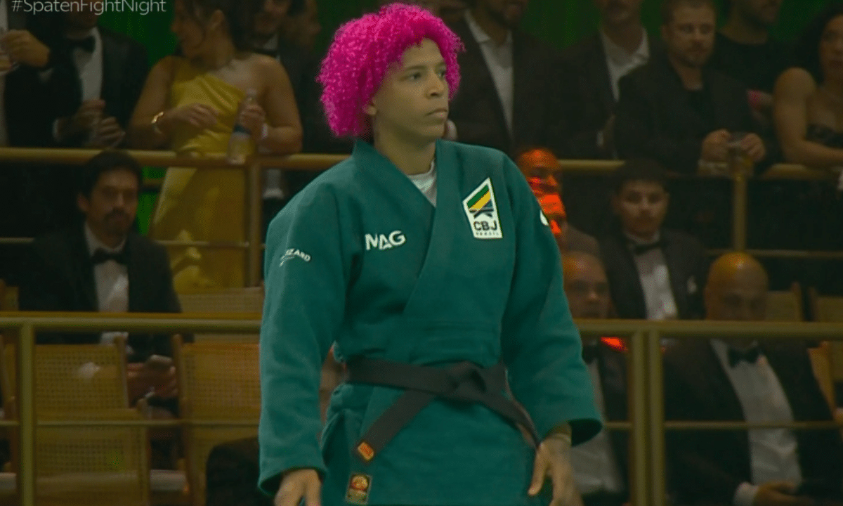 Rafaela Silva vence duelo e Beatriz Souza perde revanche da final olímpica - QTU Questões do Universo