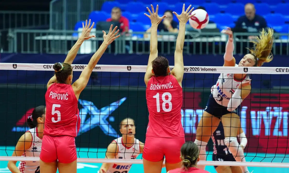 Boskovic comanda Sérvia em virada, e Grécia surpreende França no Europeu