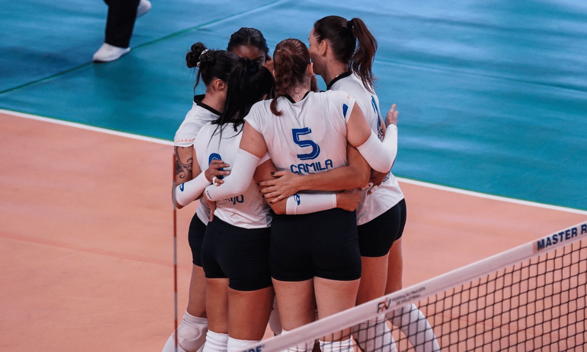 Pinheiros superou Osasco fora de casa na estreia do Paulista (Foto: Carol Fotografia/Osasco Voleibol Clube)