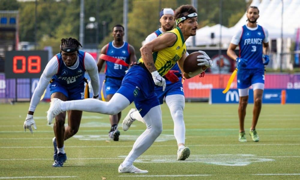 Brasil encerra campanha no Mundial de Flag Football com 14º lugar no masculino e 15º no feminino.