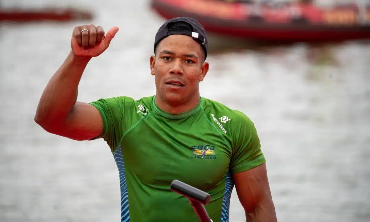 Gabriel Nascimento fica perto do pódio do C1 200m no Campeonato Mundial - QTU Questões do Universo