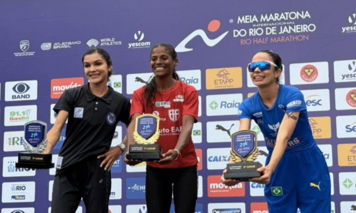 Jéssica Ladeira (EAF Jaguarari-BA) venceu a meia maratona no Campeonato Brasileiro de Corrida de Rua (Foto: Divulgação)