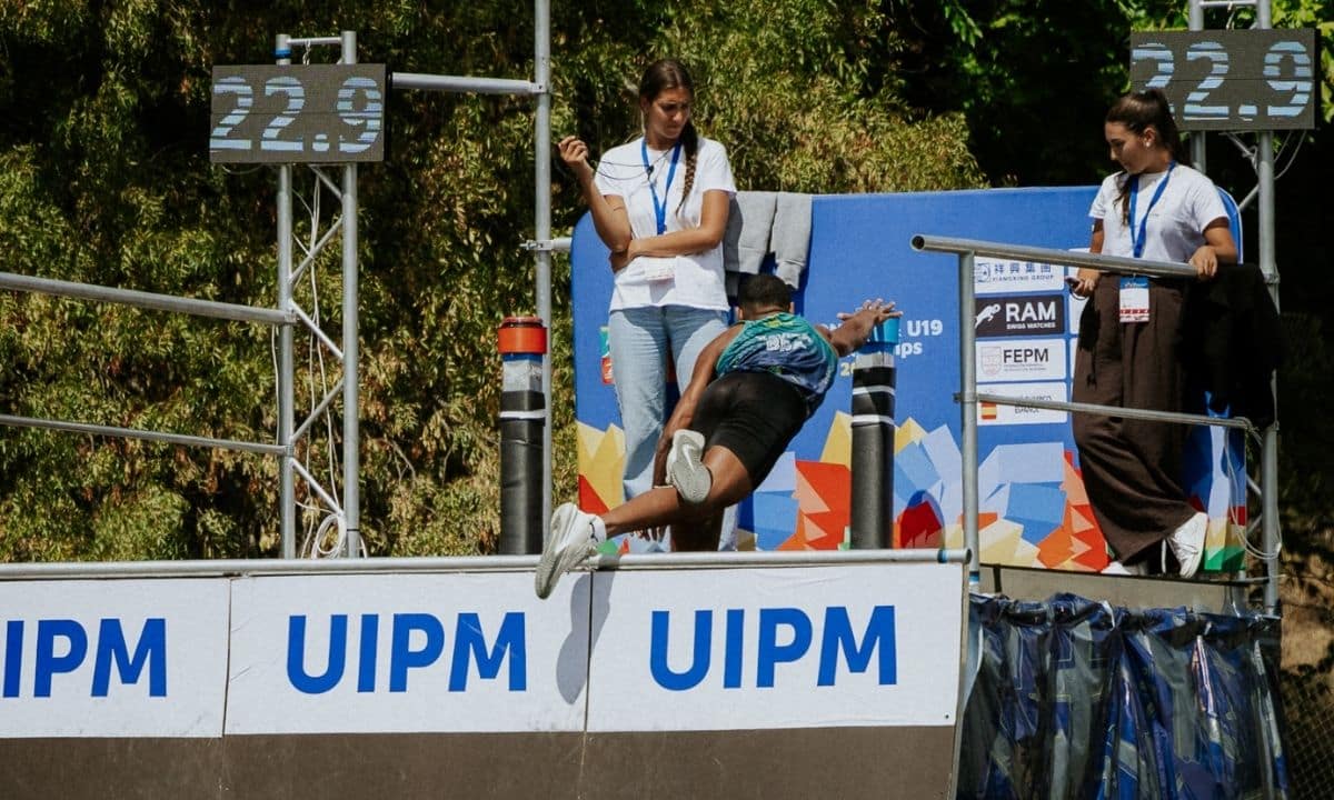 Jhon Xavier lidera eliminatória e é finalista no Mundial Sub-19 em Madri - QTU Questões do Universo