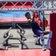 Na imagem, João Victor Acioly na prova de superar obstáculos do Pentatlo.