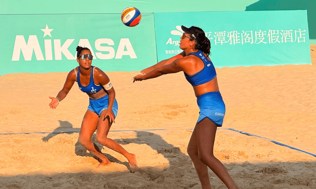 Manu e Geovânia, vôlei de praia