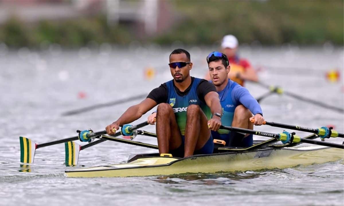 Olavo e Breno garantem vaga nas quartas de final do Double Skiff no Mundial - QTU Questões do Universo