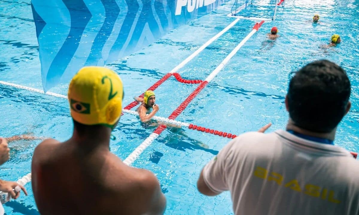 Brasil perde para a Sérvia no Mundial Sub-16 de polo aquático