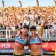 Na imagem, Thâmela e Vic comemorando classificação à semifinal do Elite 16 de Montreal.