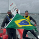 Erik Scheidt sobra e conquista o título mundial juvenil de vela na ilca 6.