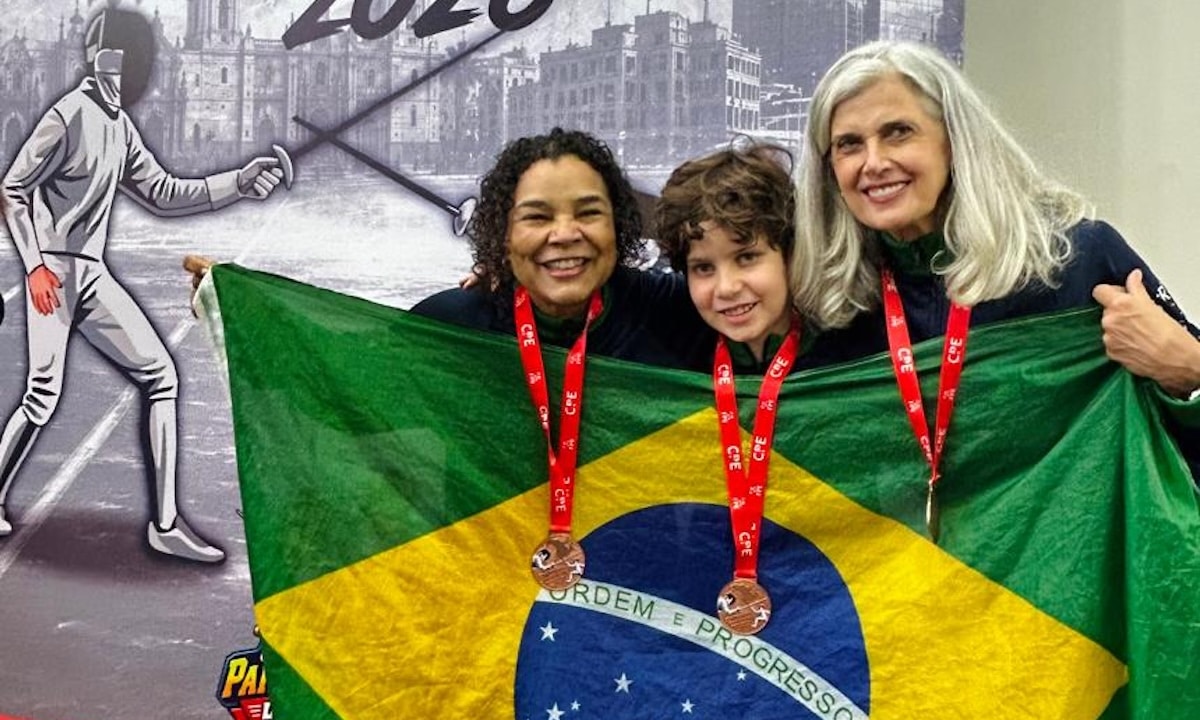 Brasil soma cinco medalhas e faz pódio duplo no Pan-Americano Infantil e Veterano de Esgrima