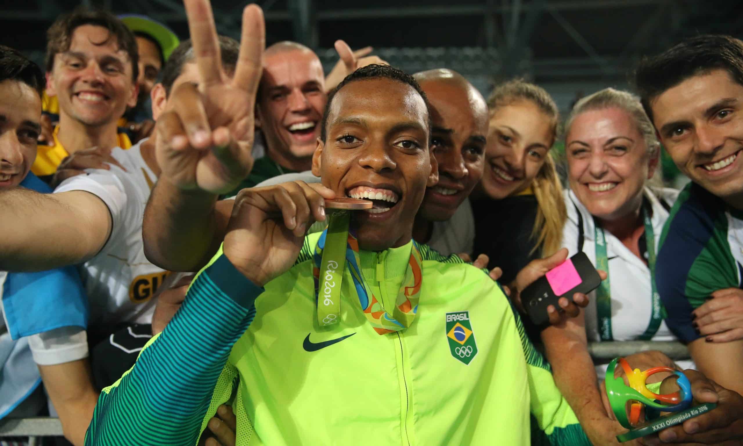 Enquanto Brasil festejava Neymar, Maicon Andrade buscava a 19ª medalha - QTU Questões do Universo