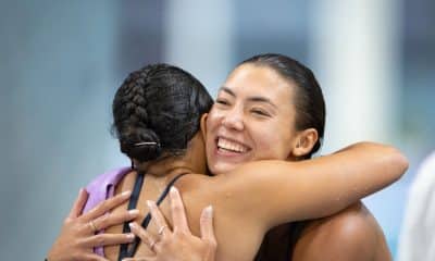 Ana Lúcia dos Santos comemora medalha de prata conquistada no trampolim de 1m nos Jogos Sul-Americanos
