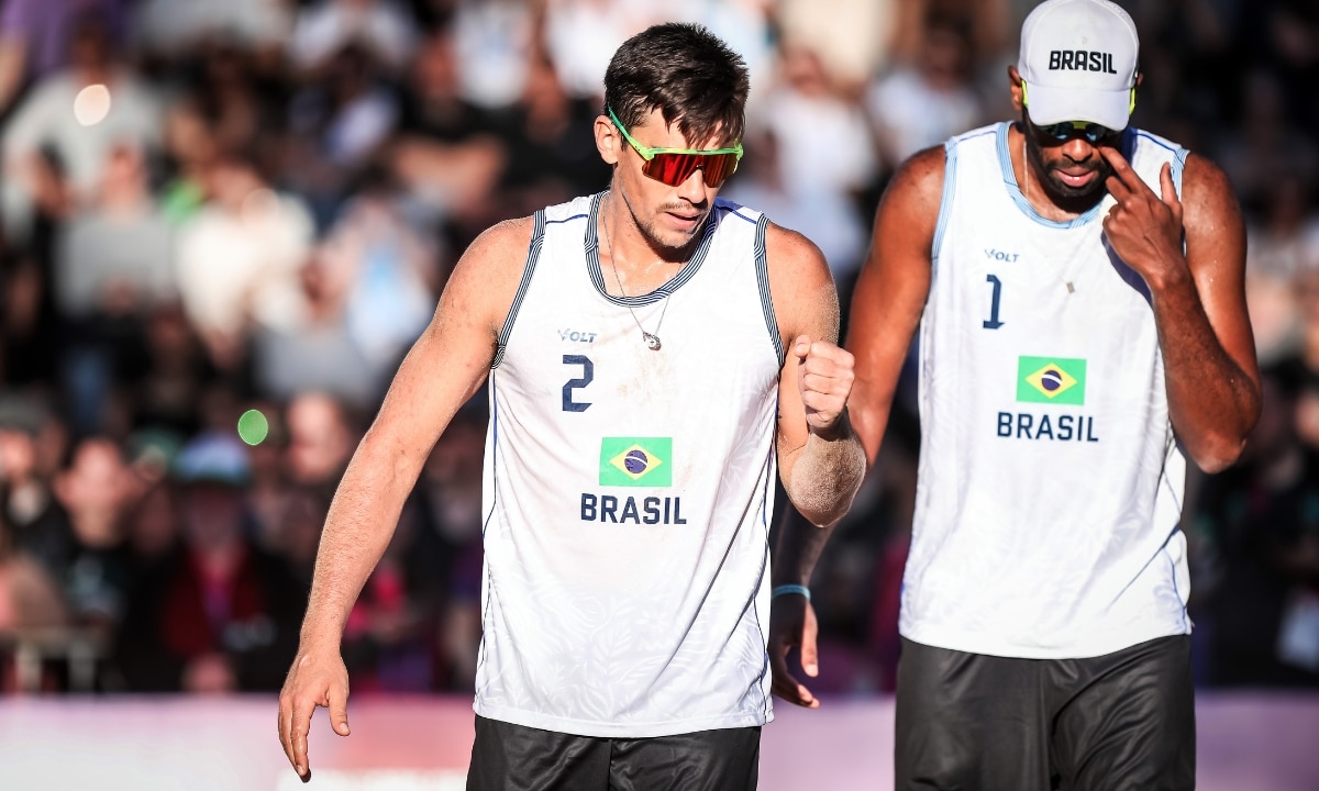 Arthur Lanci e Evandro no vôlei de praia nos Jogos Sul-Americanos