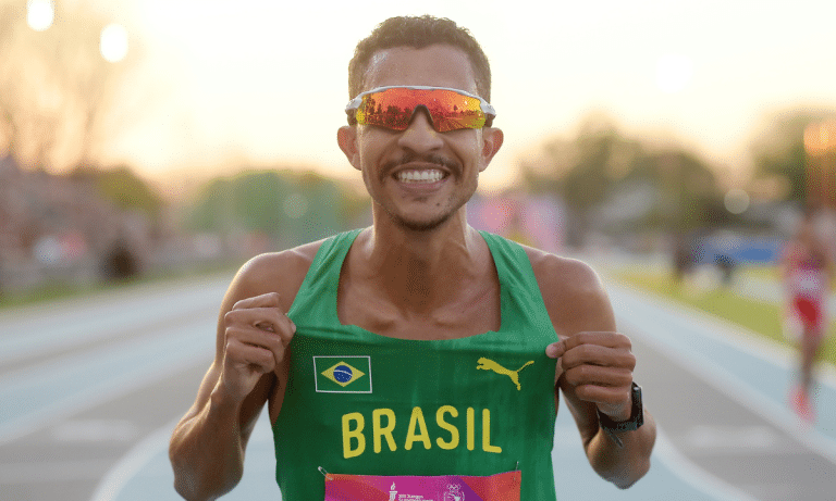 Walace Evangelista garantiu a prata nos 3000m com obstáculos (Foto: Alexandre Loureiro/COB)