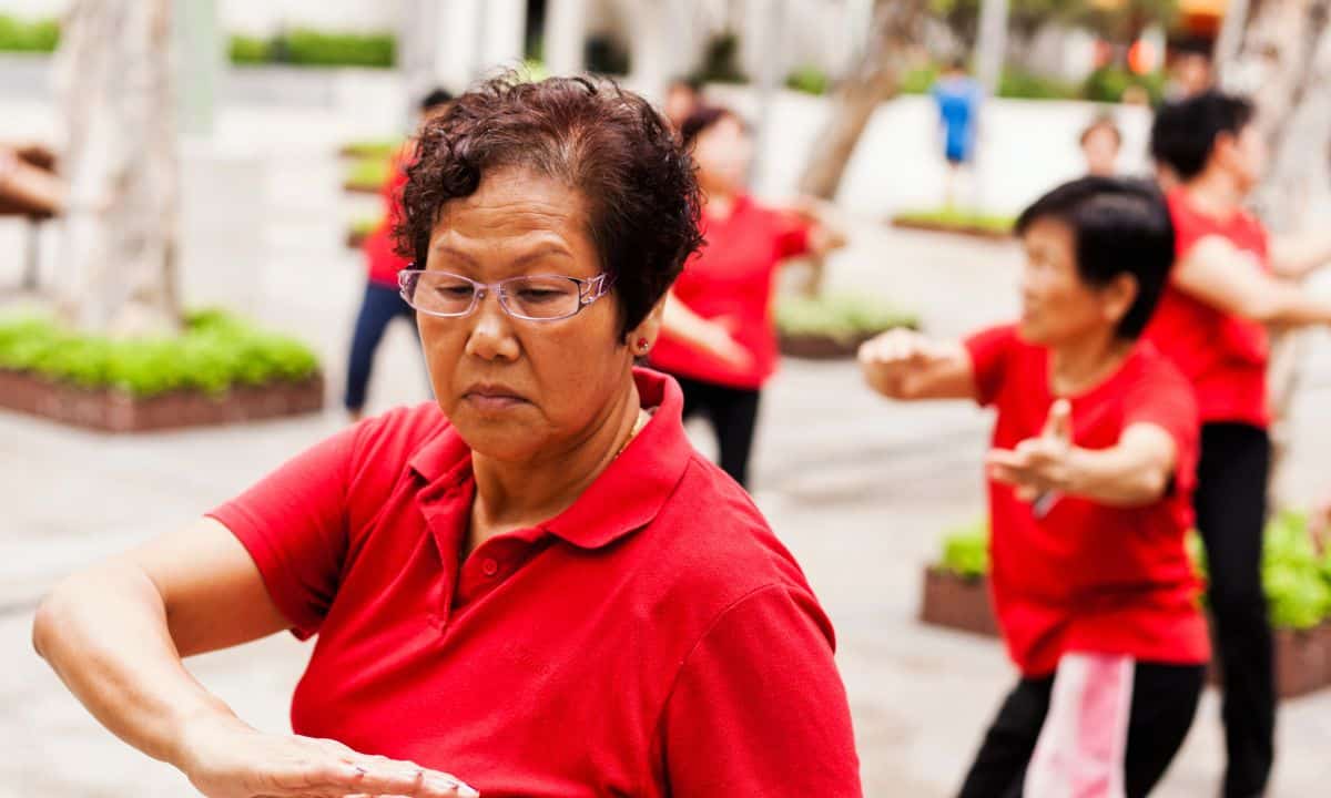 Tai chi ajuda na dor crônica? O que nova revisão encontrou
