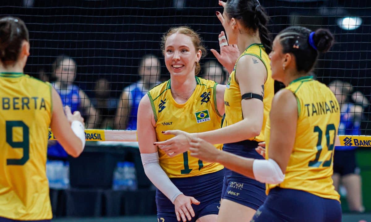 Júlia Bergmann exalta força do Brasil contra o Chile, principalmente no segundo set. Atleta vai enfrentar amiga por vaga olímpica em LA 2028