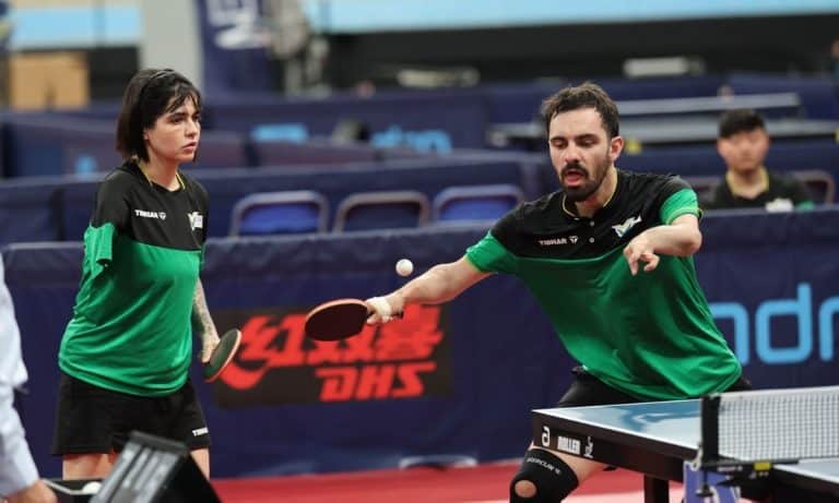 Bruna Alexandre e Paulo Henrique Fonseca no Para Elite de Yvelines de Tênis de Mesa Paralímpico
