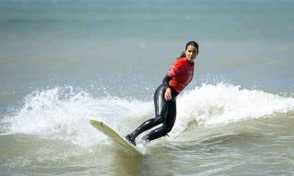 Brasileira conquista ouro no longboard feminino nos Jogos Sul-Americanos de Santa Fé 2026. Já Silvana Lima fica com o bronze no Shortboard