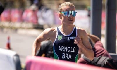 Djenyfer Arnold na prova de triatlo nos Jogos Sul-Americanos de Santa Fé-2026