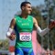 Elton Júnior, medalhista de ouro no salto triplo nos Jogos Sul-Americanos de Santa Fé-2026