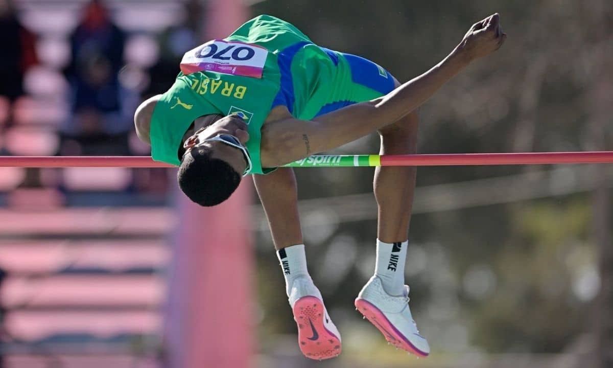 Fernando Carvalho e Thiago Souza faturam ouro e bronze no salto em altura