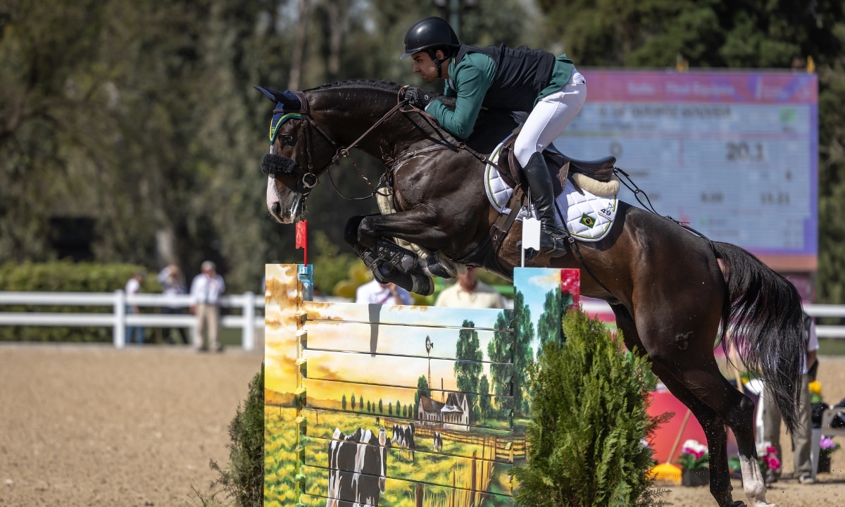 Após ouro por equipes, Gabriel Gouveia vai à final individual na liderança