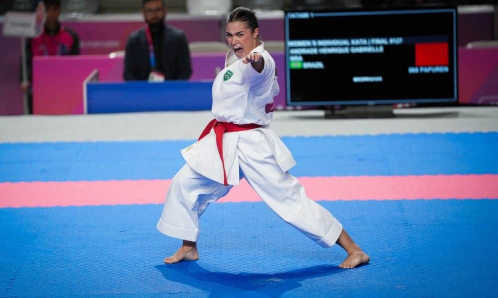Gabrielle Henrique faz sua apresentação no katá dos Jogos Sul-Americanos Santa Fé 2026