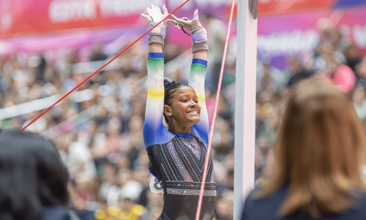 Bernardo Actos é prata, e Julia Coutinho leva bronze nas finais do Sul-Americano