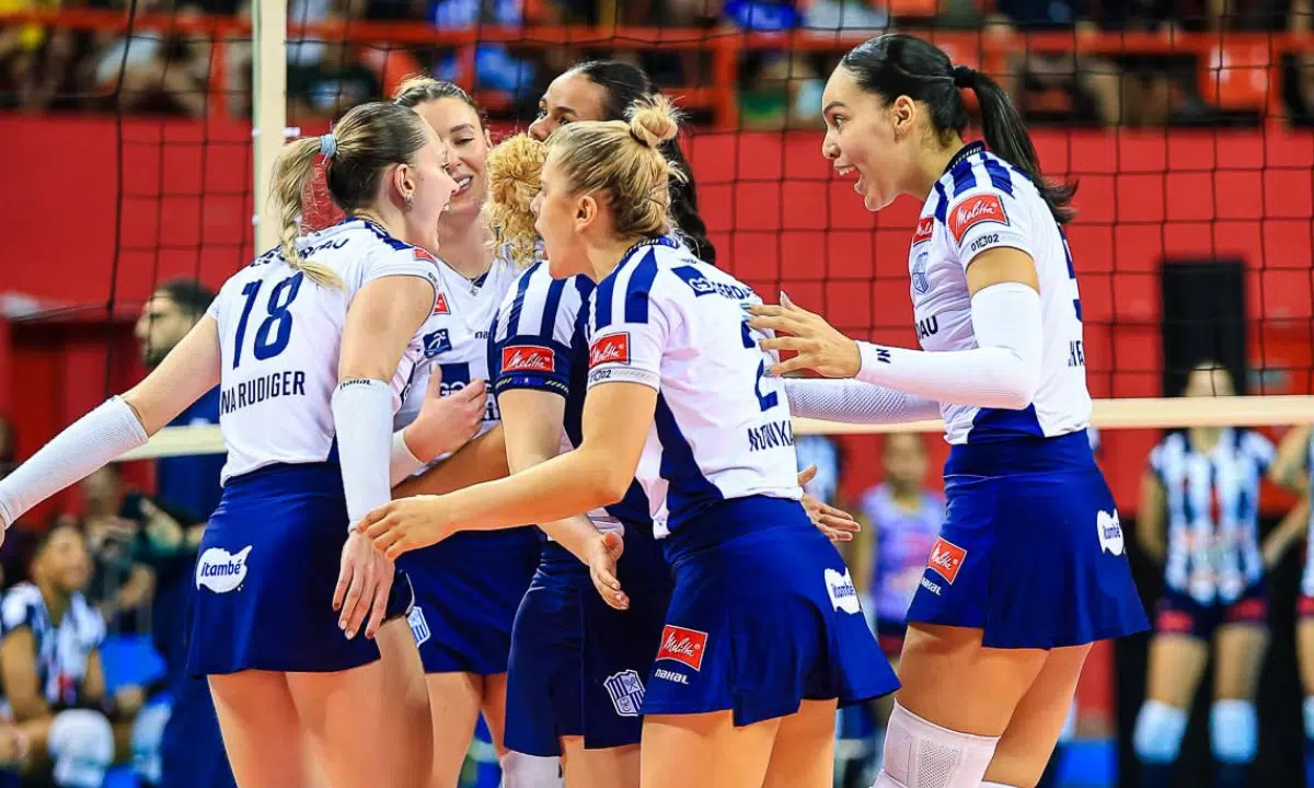 Minas vence Osasco e é campeão da Brasil Cup de Vôlei Feminino