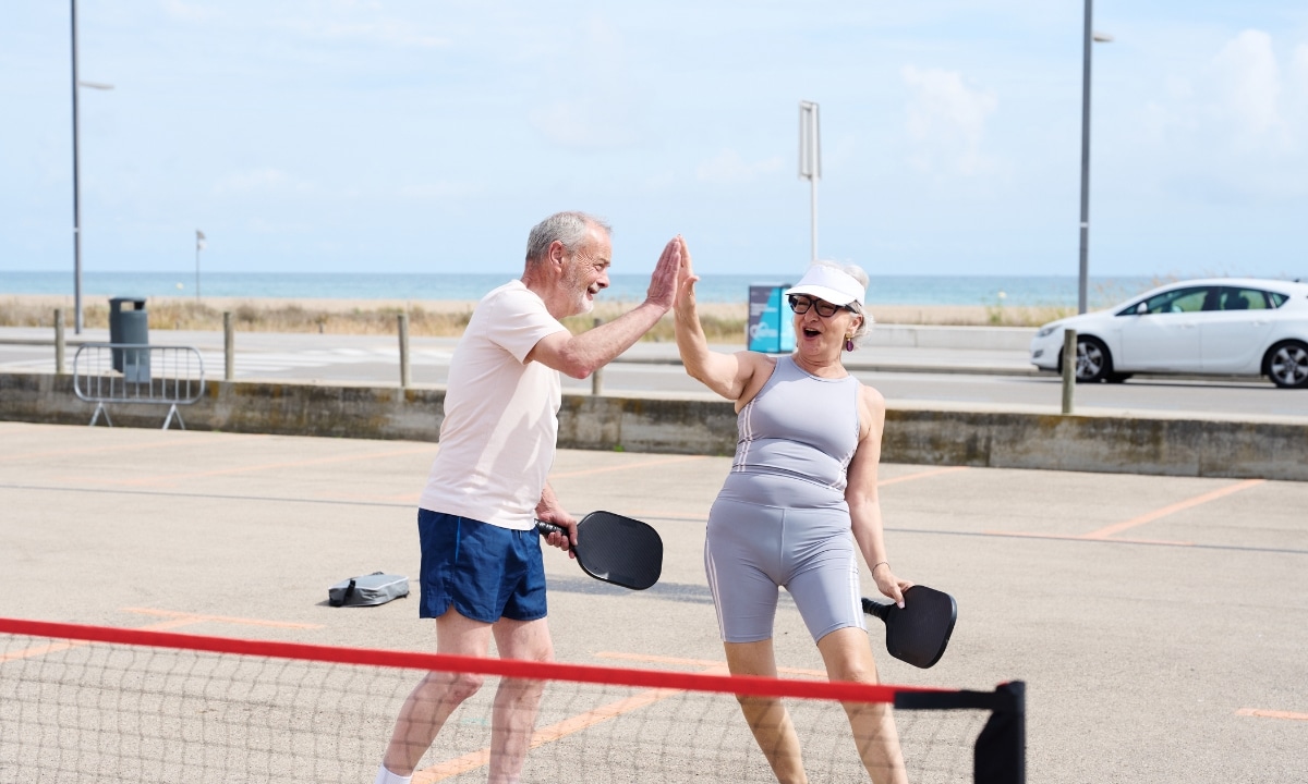 Pickleball depois dos 60? Estudo encontra mudanças após oito semanas