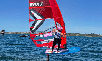 Mateus Isaac é o melhor brasileiro no Mundial de iQFOiL e ocupa o 20º lugar. Valentina Guimarães lidera Brasil no ILCA 6.