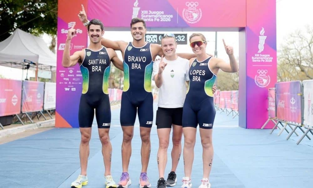 Revezamento misto do Brasil, ouro no triatlo nos Jogos Sul-Americanos de Santa Fé-2026