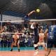 Suzano vence Itaquá, por 3 a 0, e garante vaga para a semifinal do Campeonato Paulista de vôlei masculino, com uma rodada de antecedência.