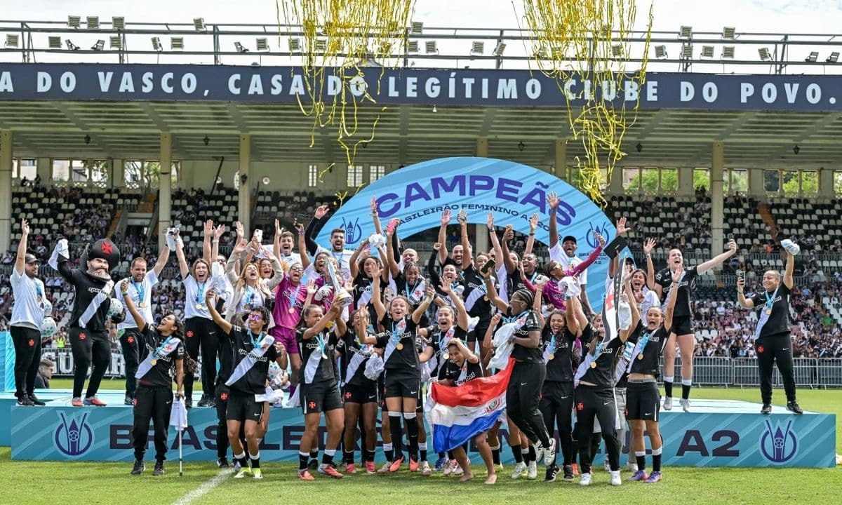 Vasco da Gama comemorando o título do Campeonato Brasileiro Feminino A2 sobre o Itabirito no São Januário