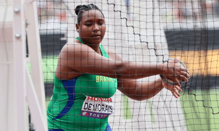 Andressa Morais lança o disco nos Jogos Sul-Americanos Santa Fé-2026