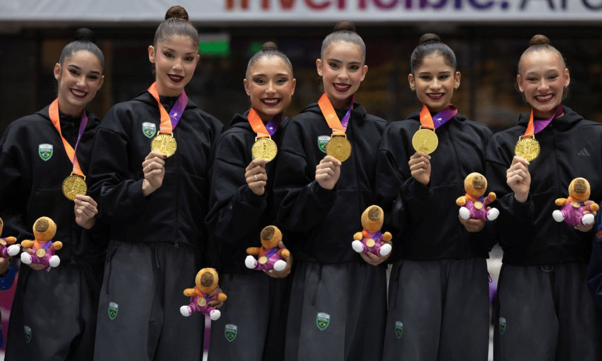Cerimonia de premiação da Ginástica Rítmica por equipe, no Parque Independência, em Rosário. A equipe brasileira conquista a medalha de ouro na competição.Foto: Jonne Roriz/COB