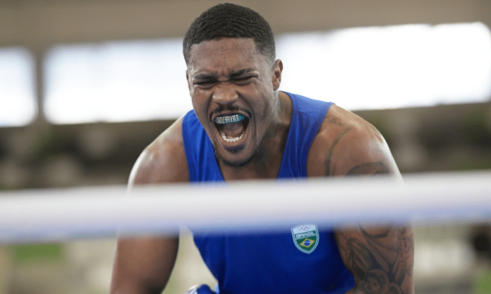 Joel nocauteia de novo, e Brasil coloca quatro atletas nas finais do boxe