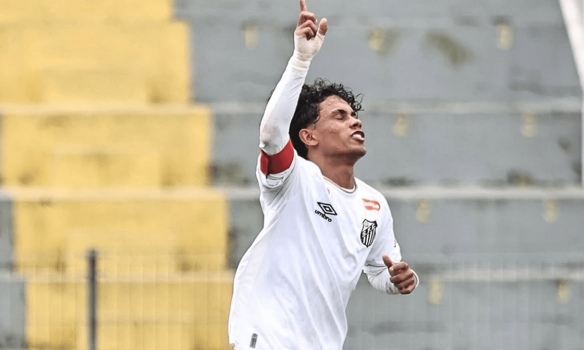 Fortaleza vence, Santos encosta no G8 e Cruzeiro e Flamengo empatam em rodada que agita a luta pelas quartas do Brasileiro Sub-17.