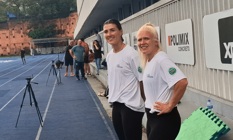 Nicole Silveira e Kim Meylemans na seletiva do skeleton