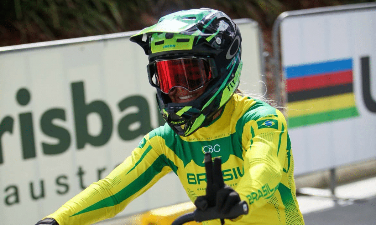 Paola Reis conquista bronze no BMX Racing em Santa Fé