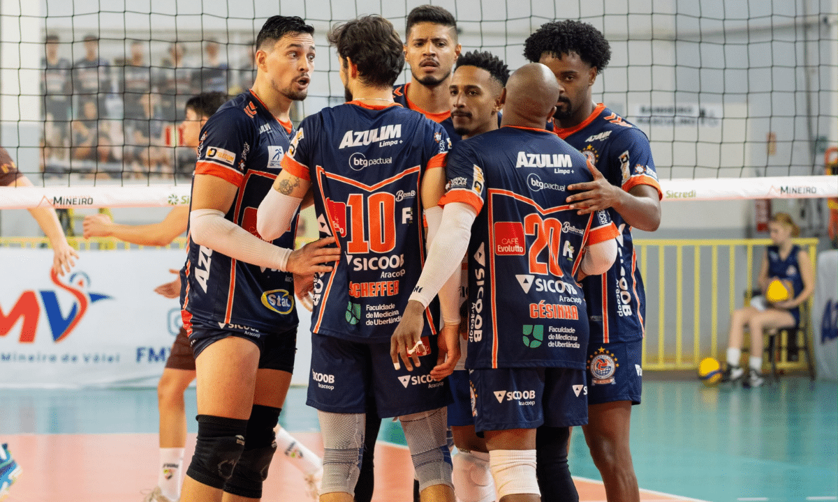 Monte Carmelo venceu o JF Vôlei por 3 sets a 2 pelo Mineiro (Foto: Instagram : @mirelyrodrigues__)